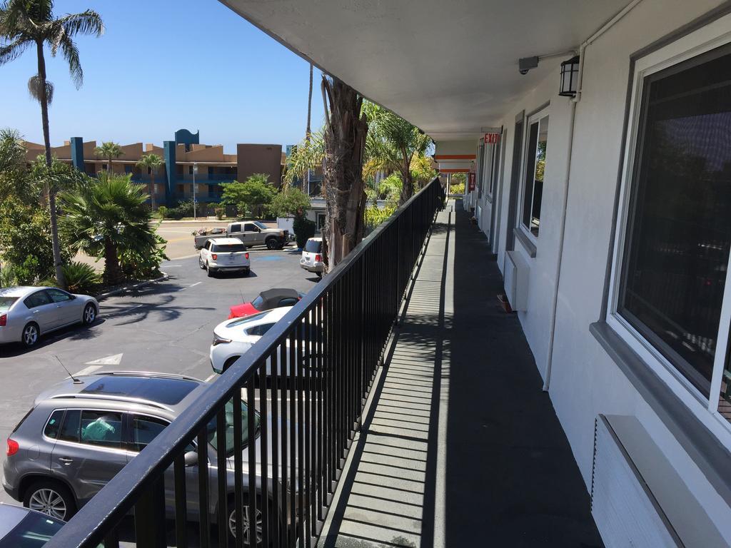 Harbor Inn & Suites Oceanside Exterior foto